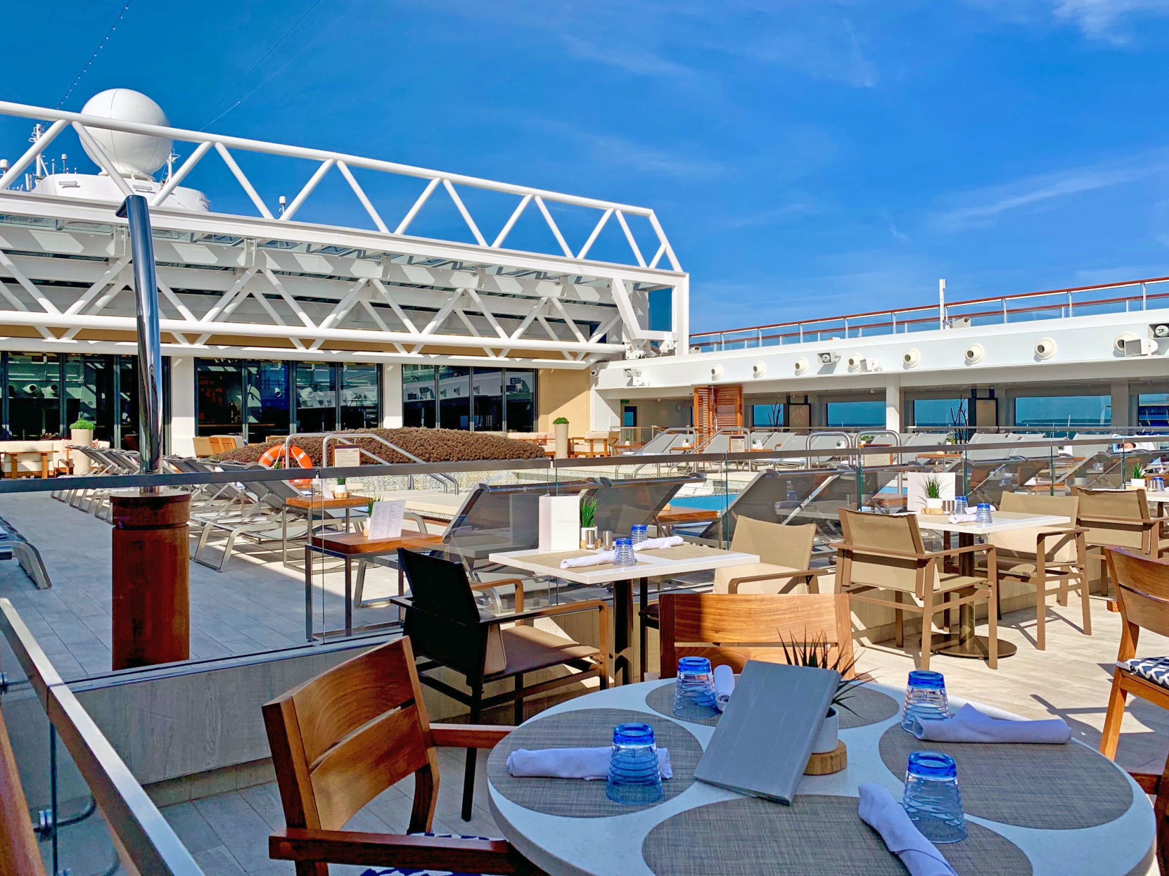 Pool Grill_pool area with retractable roof